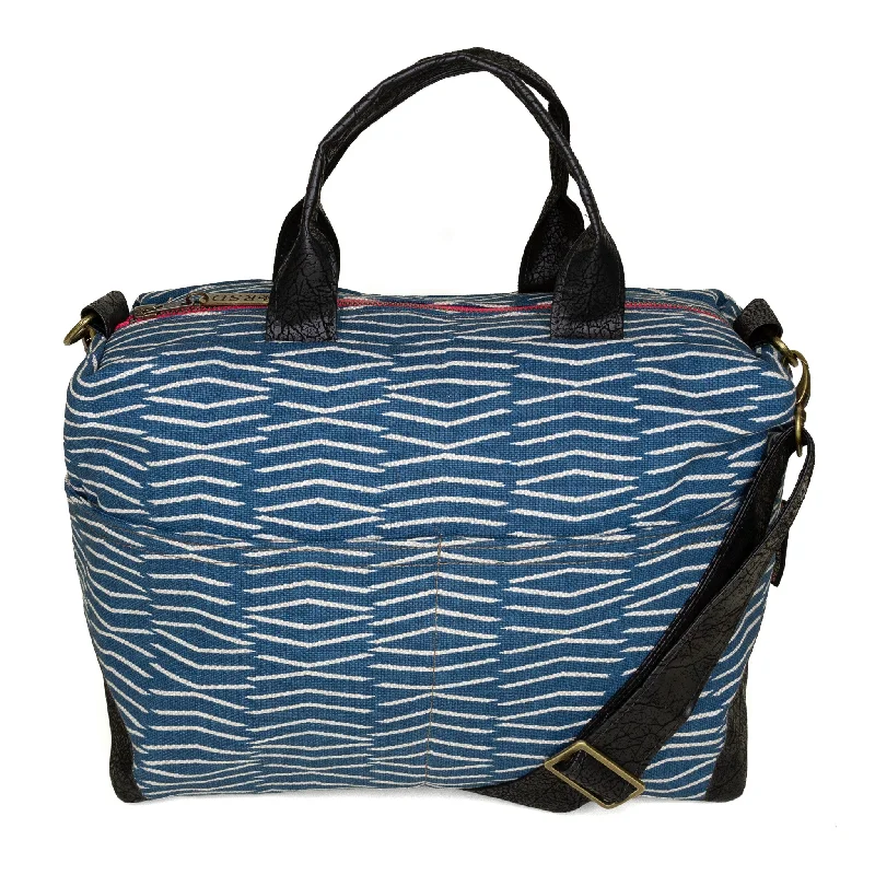 Big Discounts Poppi Premier Purse: Ocean