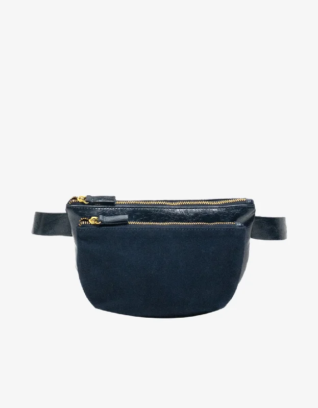Luxury Bags On Sale LEO CONVERTIBLE CROSSBODY SLING AND BELT BAG LARGE WAXED NAVY