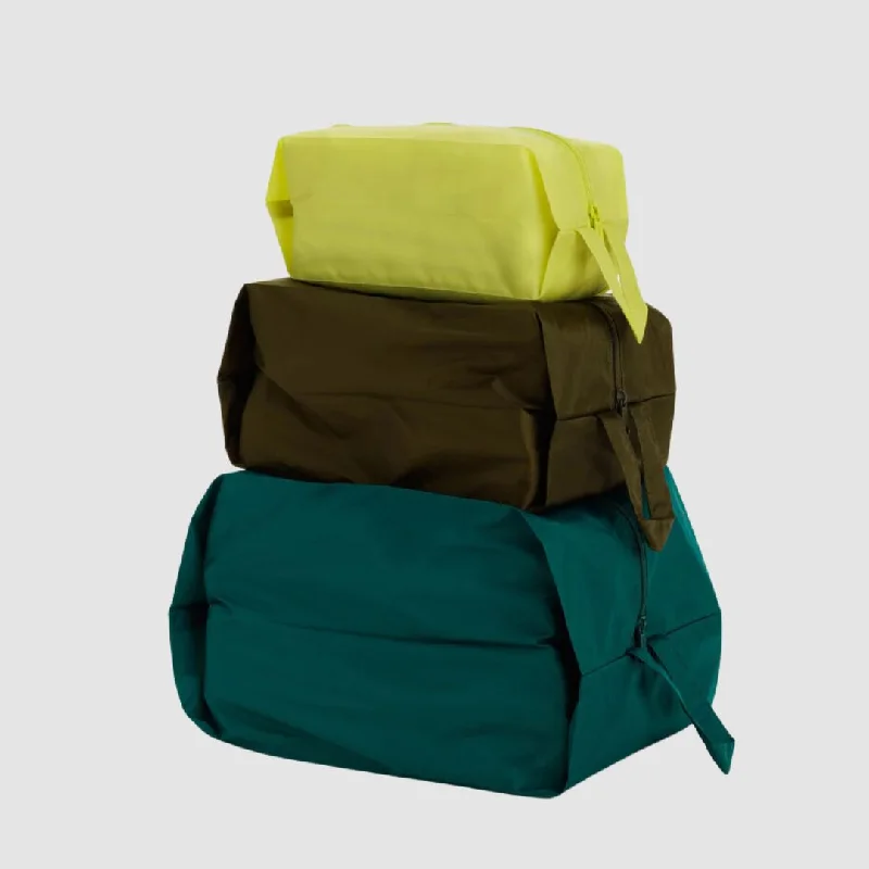 Festive Holiday Gift Bags 3D Travel Zip Set (Tide Pool)