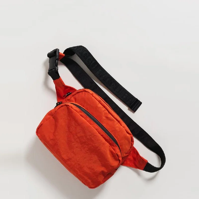 Stylish Bags For Fashion Bloggers Fanny Pack (Tomato)
