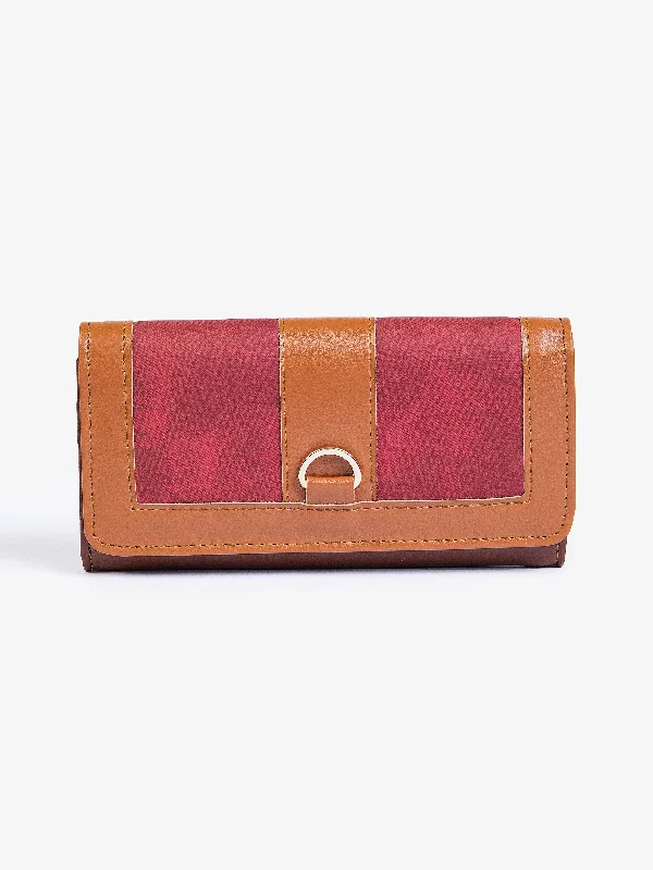 Functional Bags For Busy Moms And Dads Two Tone Wallet