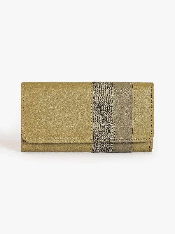 Elegant Bags For Formal Events And Luxury Occasions Classic Wallet