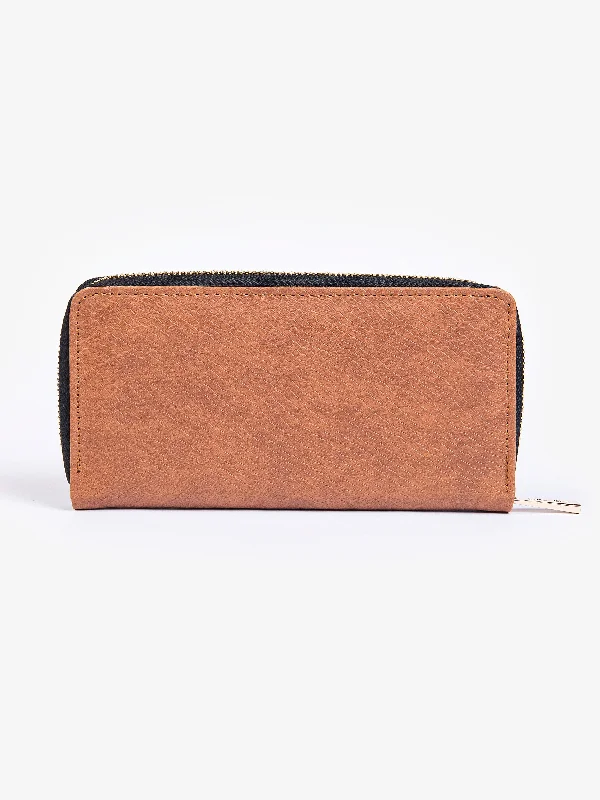 Everyday Bags For Work, School, Or Errands Snake Textured Wallet