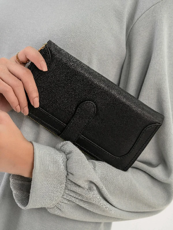 Bold Fashionistas Classic Wallet