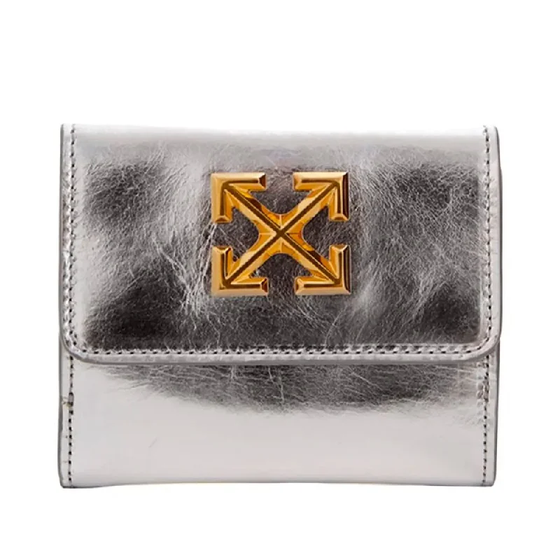 Chic Bags For Office Professionals And Urban Dwellers Off-White Silver Leather Wallet