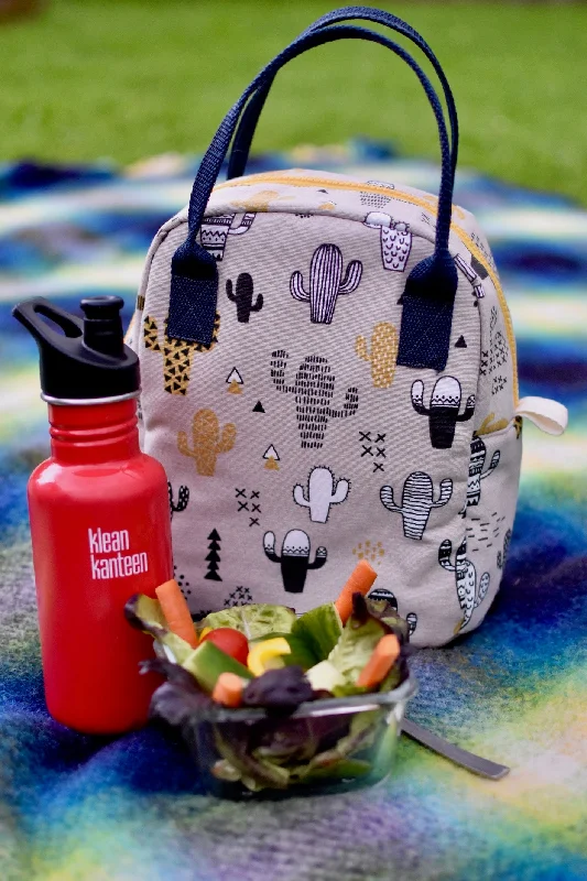 Odor-Resistant And Budget Bags Waves & Wild Cool Time Lunch Bag