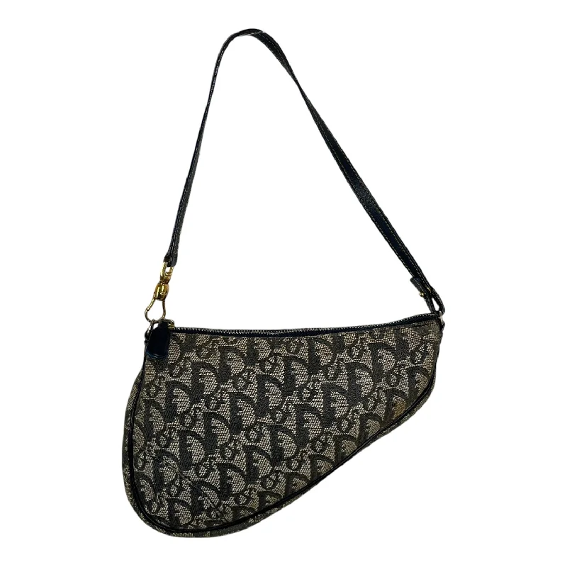 Limited-Time Offer On Trendy Bags Christian Dior/Bag/Monogram/NVY/mini saddle pochette