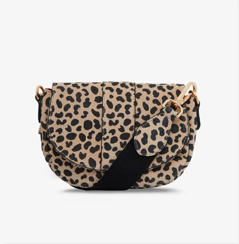 Discounted Designer Bags For Clearance Sale Arlington Milne Mini Zara Saddle Bag