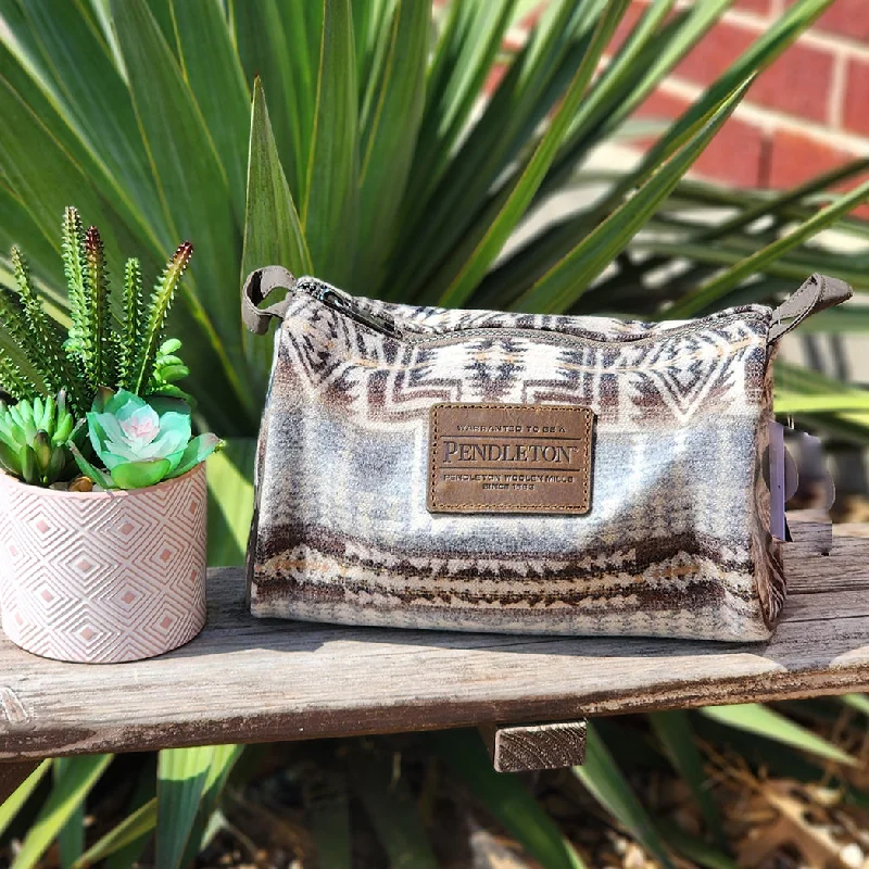 Lightweight And Functional Bags For Travel And Work Pendleton Harding Star Grey Travel Kit