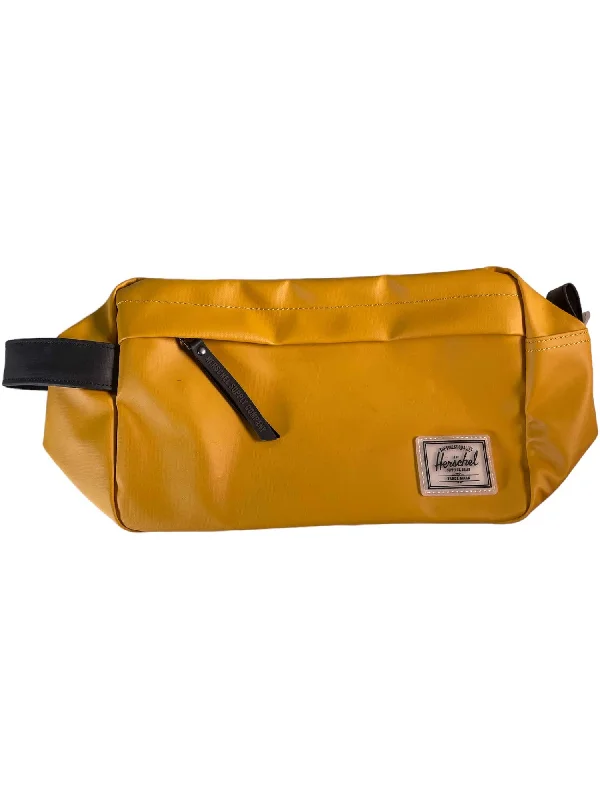 Inspired Bags For Luxury Fashion Lovers Herschel Supply Co Chapter Travel Kit