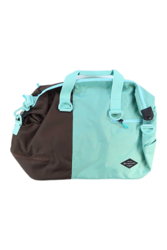 Bags For Minimalist And Functional Design Sherpani Women's Weekender Bag