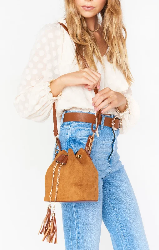 Edgy Bags For Bold And Daring Fashionistas Minka Bucket Bag ~ Tan
