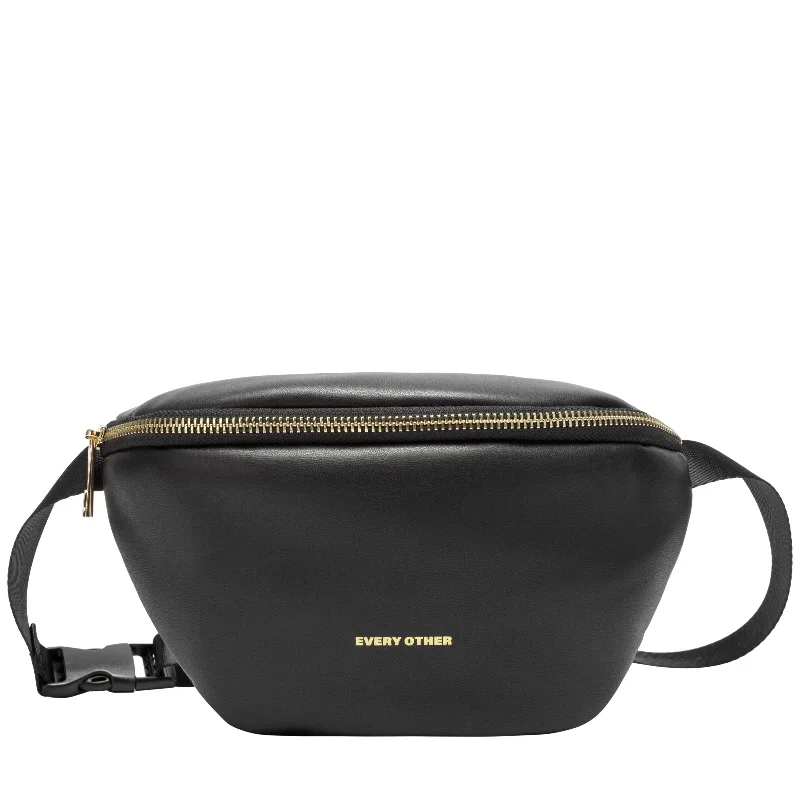 Fashionista Sale Moon Bag in Black