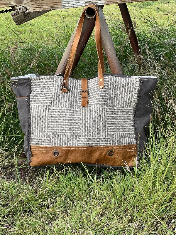 Uxury Designer Handbag Brands Puzzled Weekender Bag by Myra