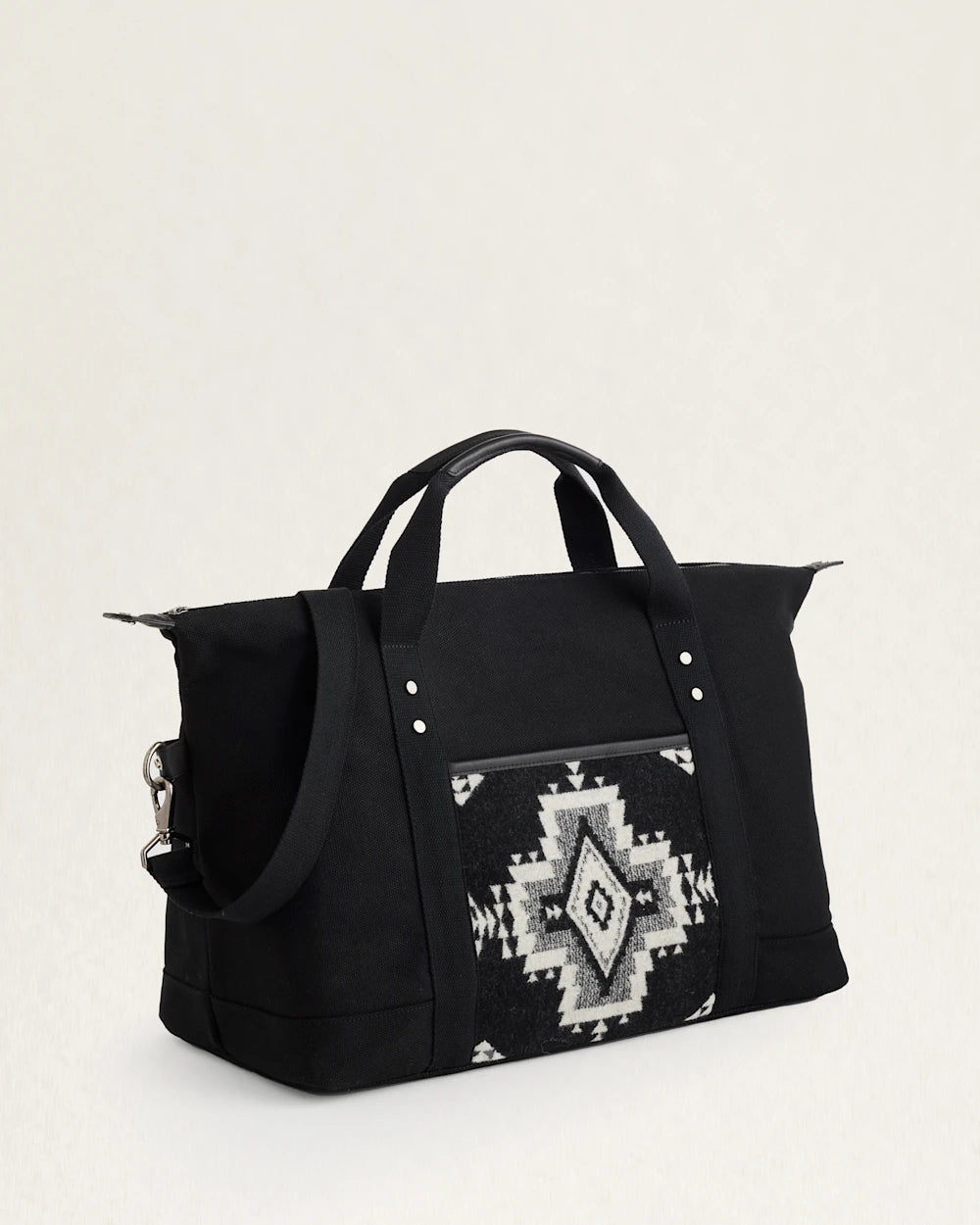 Discounted Designer Bags For Clearance Sale Rock Point Black Weekender