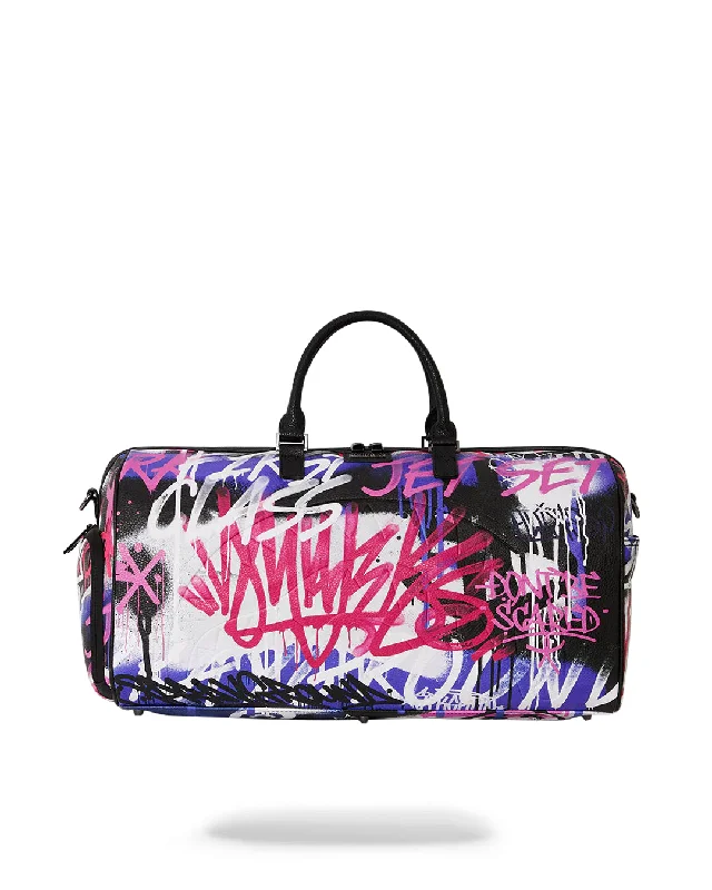 Urban Bags For City Life And Streetwear Fashion Sprayground Bag VANDAL COUTURE DUFFLE Purple Urban Bags For City Life And Streetwear Fashion Sprayground Bag VANDAL COUTURE DUFFLE Purple