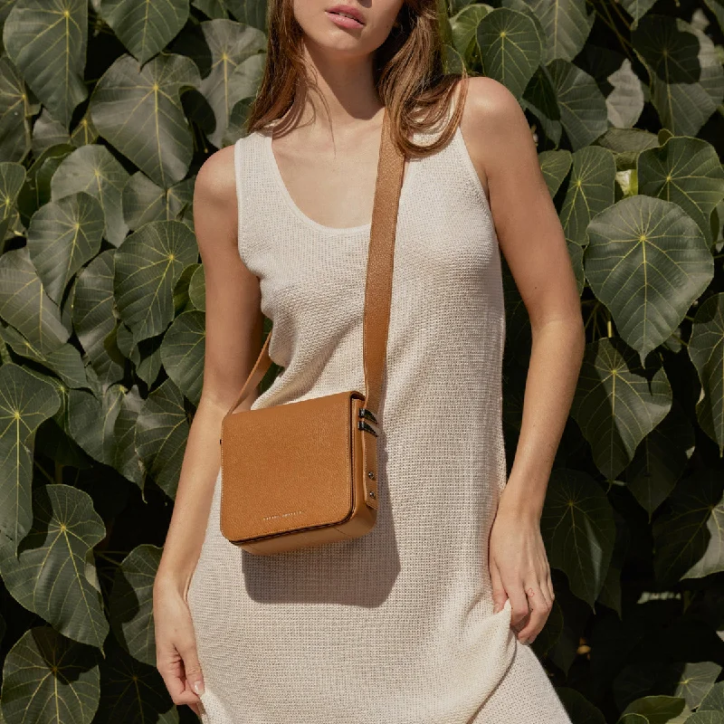 Bag For Luxury Lovers Status Anxiety Want To Believe Bag Tan