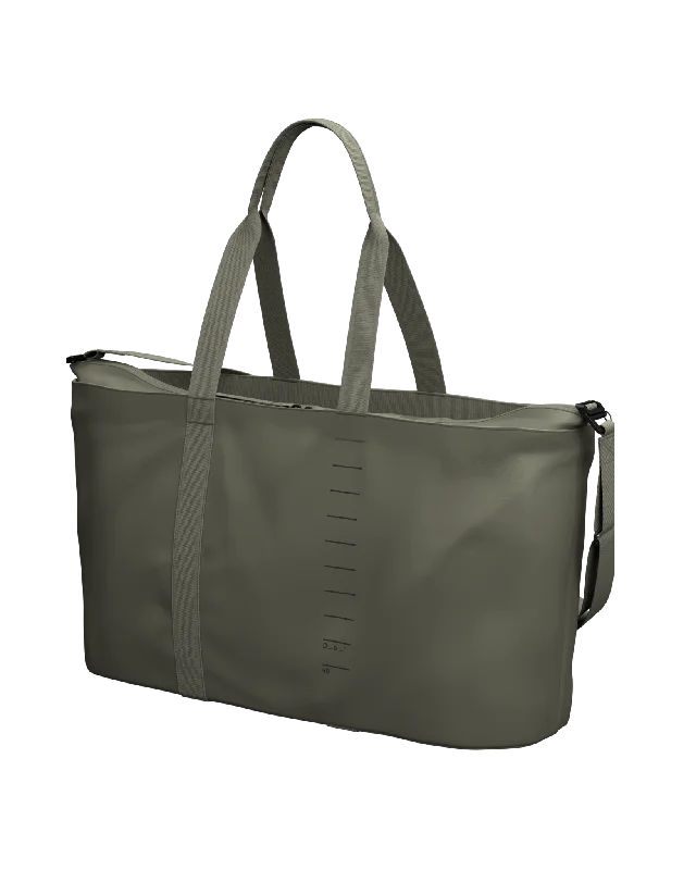 Sleek And Seasonal Sale Bags Essential Weekender 40L Moss Green