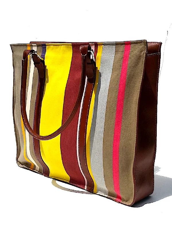 Tsa-Approved Bags For Hassle-Free Airport Security French Cotton and Saddle Leather Box Tote