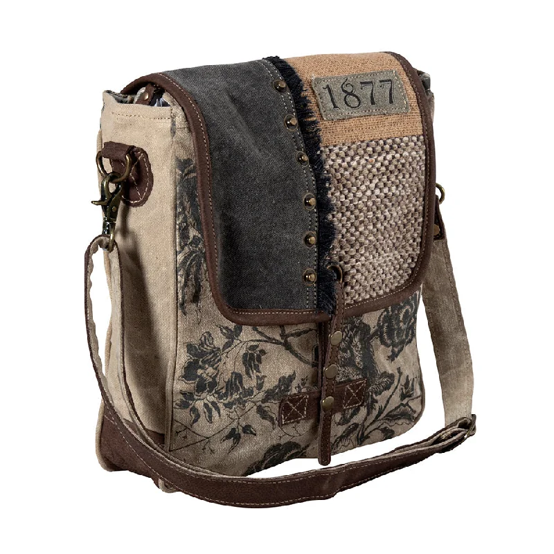 Vintage Bags For Retro And Classic Fashion Lovers Burlander Floral Patch Shoulder Bag