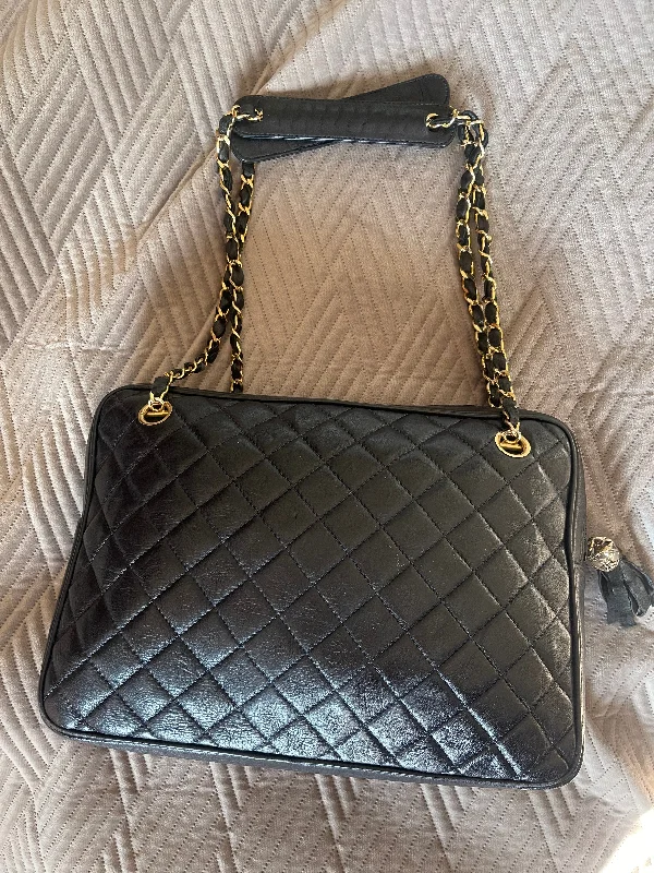 Retro Lovers CHANEL  camera vintage shoulder bag