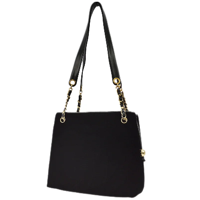 Lightweight And Functional Bags For Travel And Work Chanel 1991-1994 Black Velvet Shoulder Tote Bag Lightweight And Functional Bags For Travel And Work Chanel 1991-1994 Black Velvet Shoulder Tote Bag