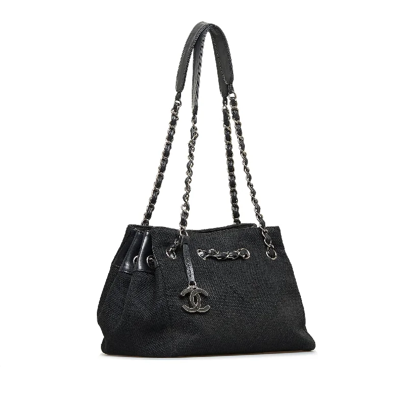 Bags For Personalized Gifts Chanel Chevron Shoulder Bag (SHG-DaaW3z)