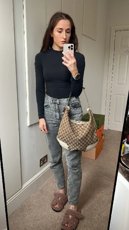 Discounted Designer Bags For Clearance Events Gucci GG Canvas Princy Hobo