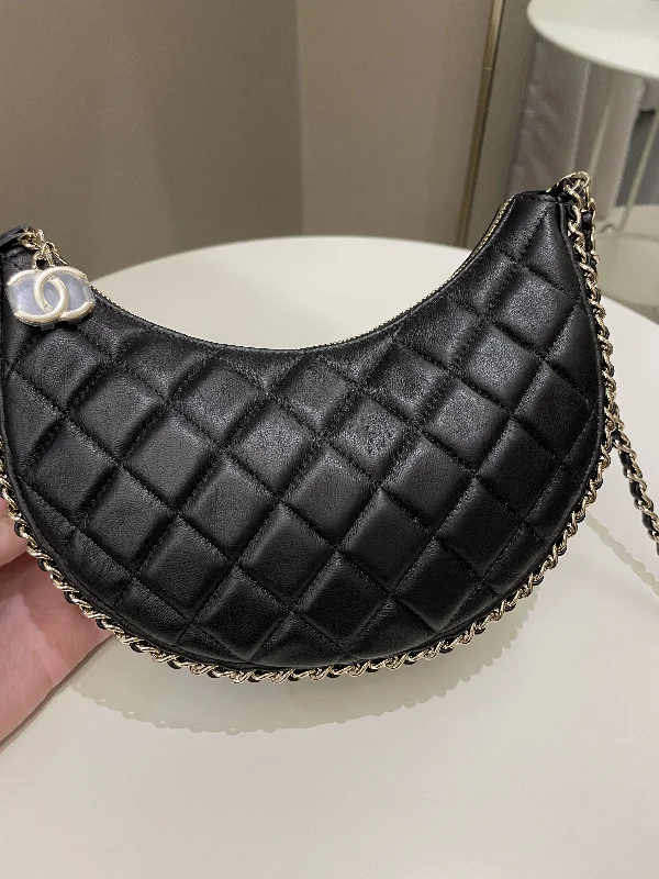 Black Friday And Cyber Monday Bag Deals Chanel 23P Quilted Chain Around Hobo Bag Black Lambskin