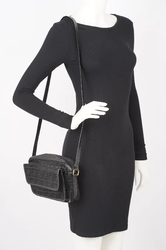 Trendy And Discounted Designer Handbags Fendi Womens Vintage Cloth Crossbody Black