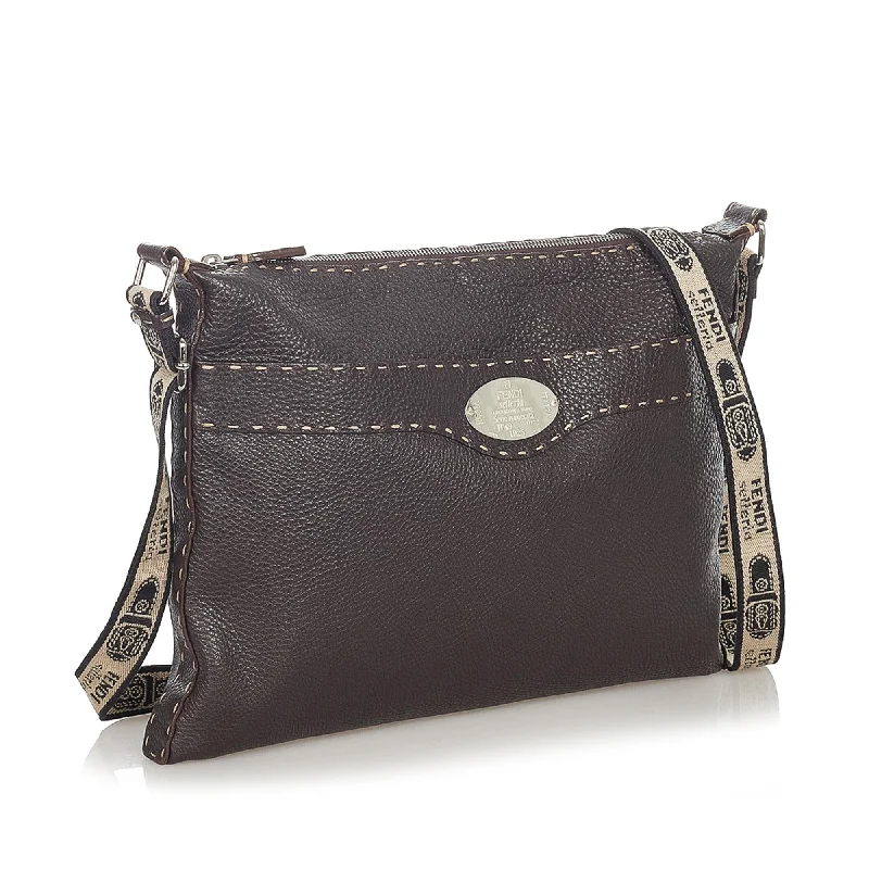 Uxury Designer Handbag Brands Fendi Selleria Leather Crossbody Bag (SHG-23838)