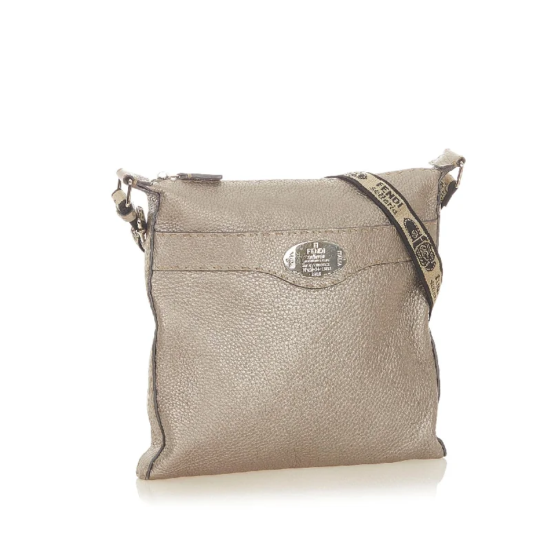 Limited-Time Offer On Trendy Bags Fendi Selleria Leather Crossbody Bag (SHG-32165)