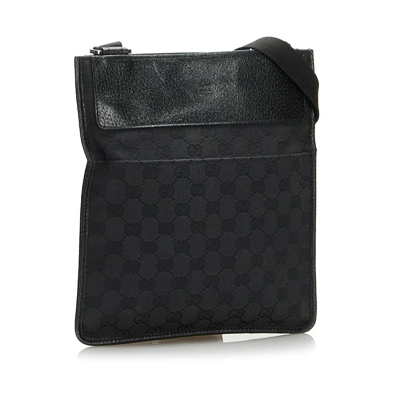 Affordable Bags For Budget Shoppers Gucci GG Canvas Crossbody Bag (SHG-1uCZP7)