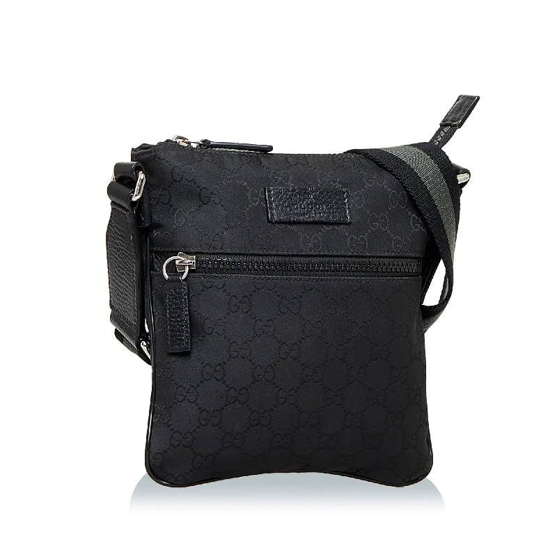 Vintage-Inspired Gucci GG Canvas Crossbody (SHG-zpvXgM)